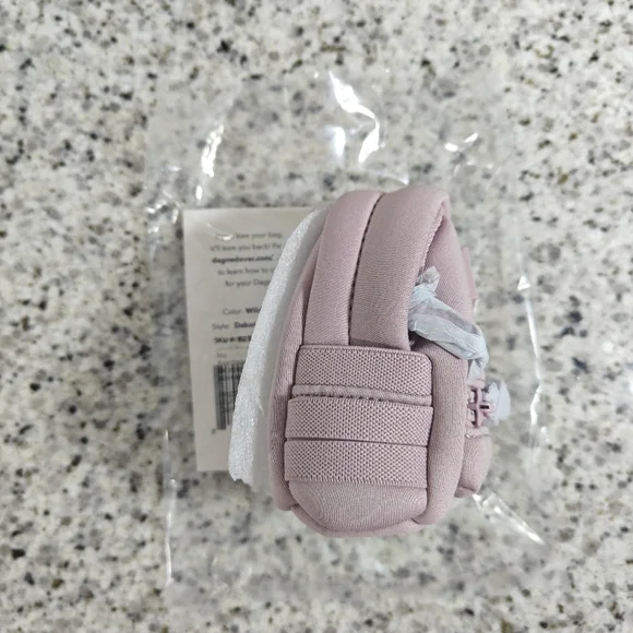 Dagne Dover limited edition Dakota Keychain (wild rose) - Picture 3 of 10